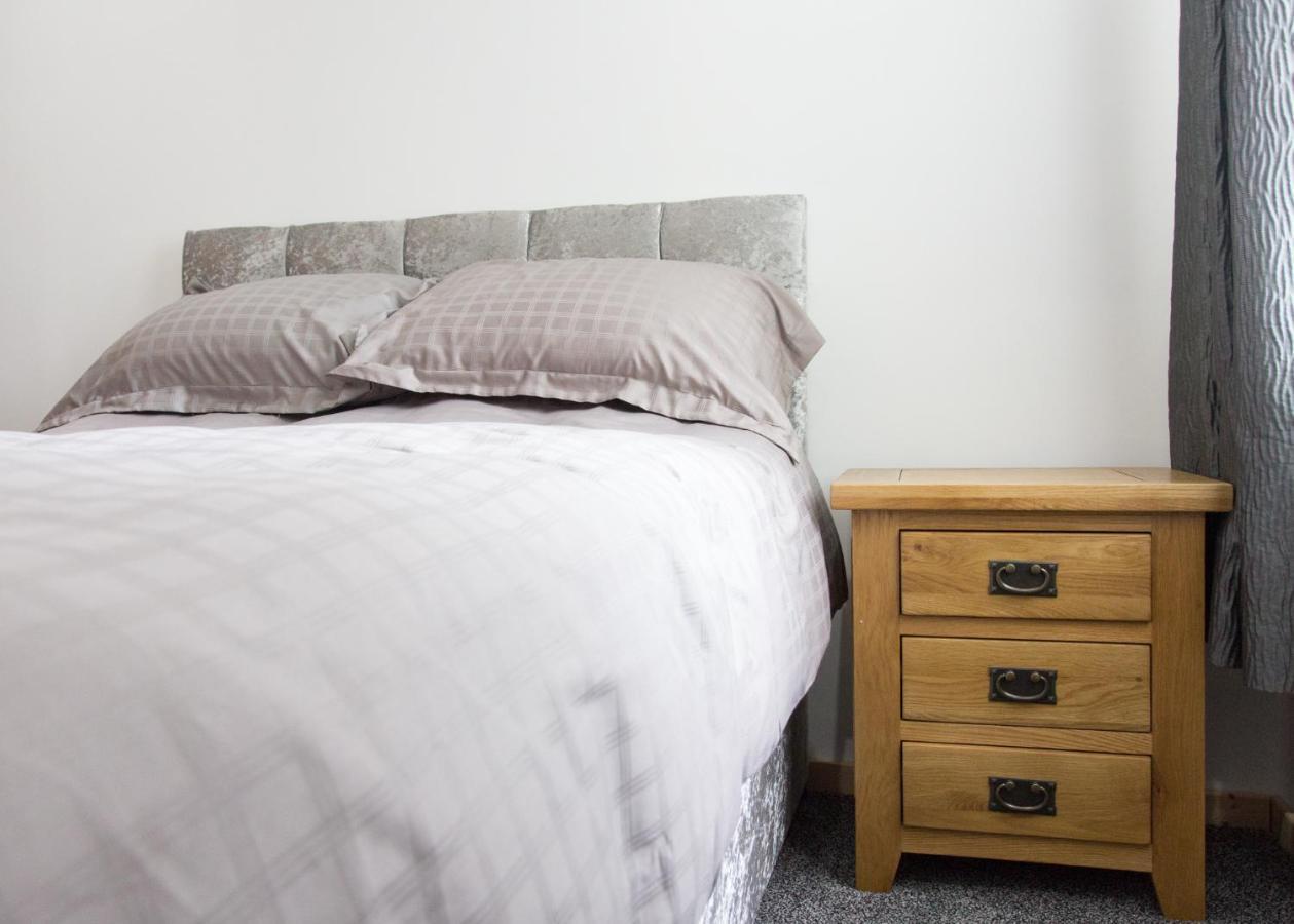 Portland Apartments 188 By #Shortstaysaway Jesmond Esterno foto