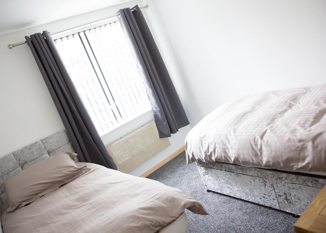 Portland Apartments 188 By #Shortstaysaway Jesmond Esterno foto