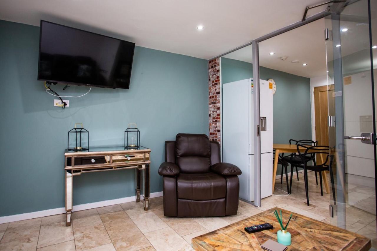 Portland Apartments 188 By #Shortstaysaway Jesmond Esterno foto