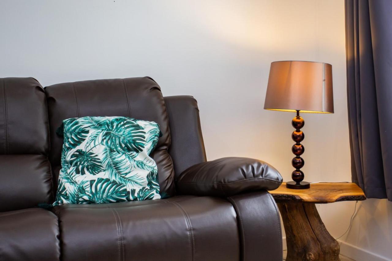 Portland Apartments 188 By #Shortstaysaway Jesmond Esterno foto