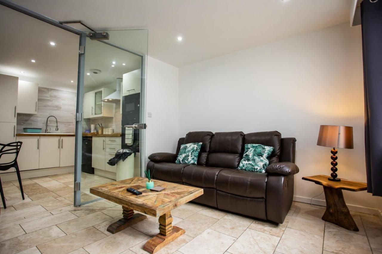 Portland Apartments 188 By #Shortstaysaway Jesmond Esterno foto